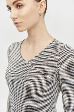 Body Cuello Pico Slim Fit 03024